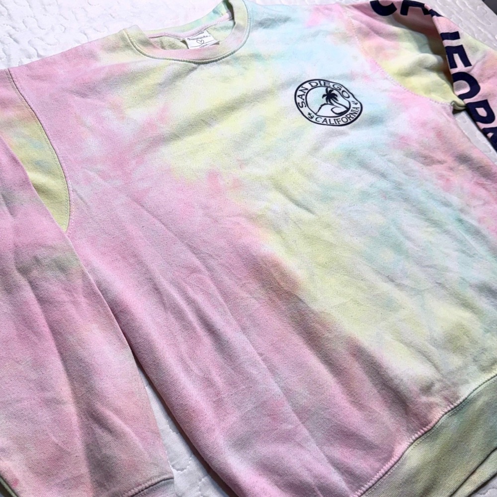 Women Large Sweatshirt Tie Dye San Diego California Graphic SURF COASTAL BEACHY
